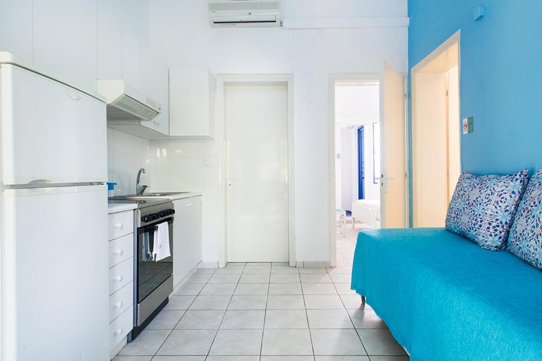 Daphne'S Club Hotel Apartments Xylokastro Exterior photo